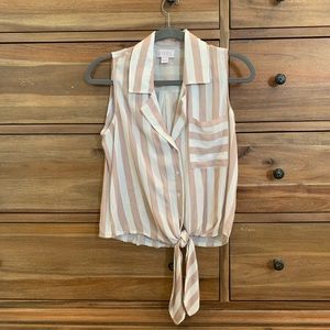 Vixbe sleeveless blouse - size small